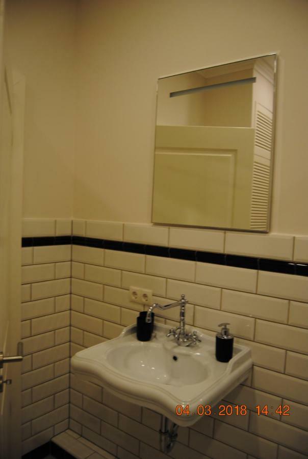Schoene Ferienwohnung Zentral Gelegen Kiel Esterno foto